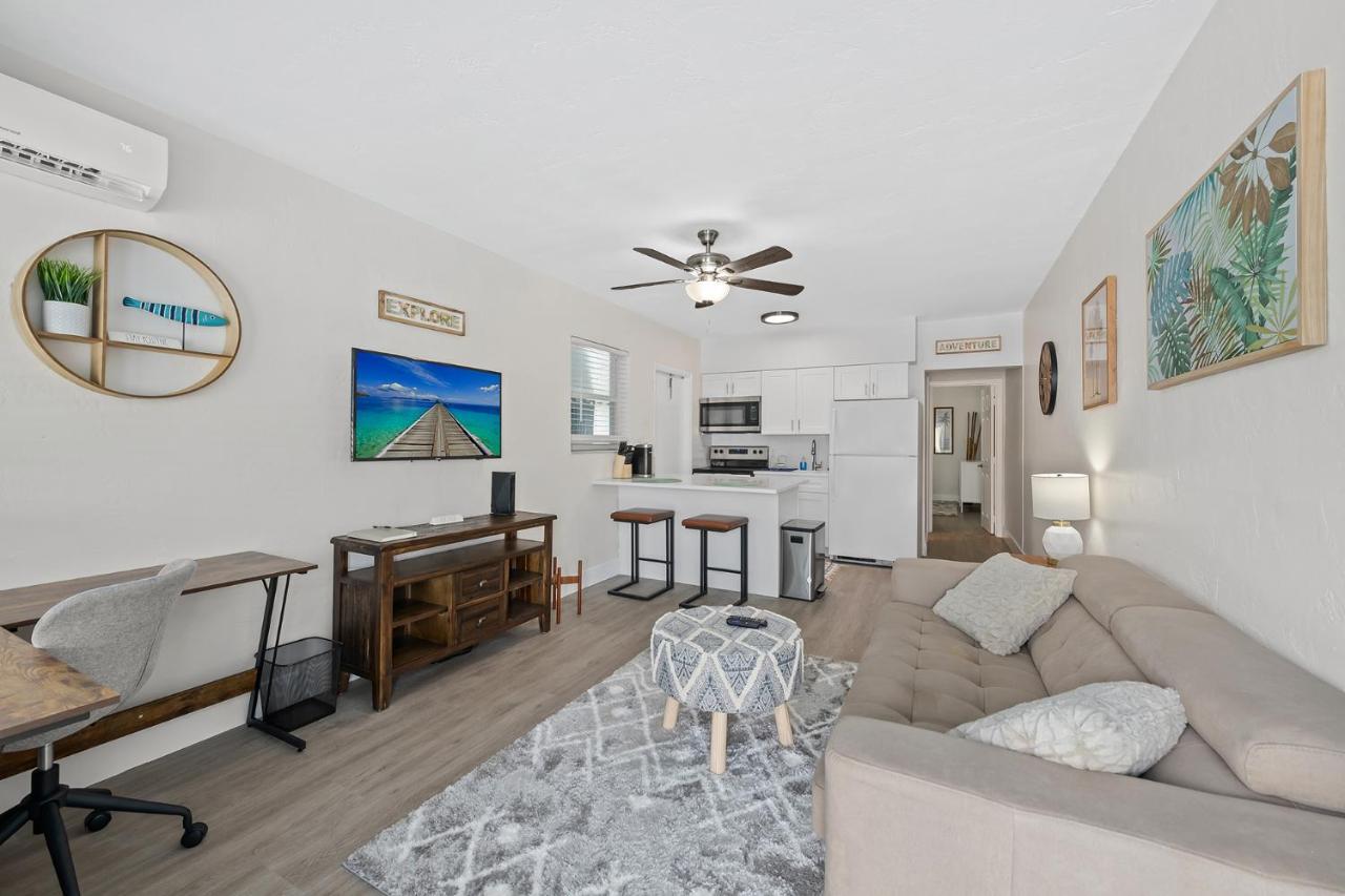 Comfy BNB w/ King Bed + Work/Travel + Beach 8 Min Hallandale Beach Exterior foto